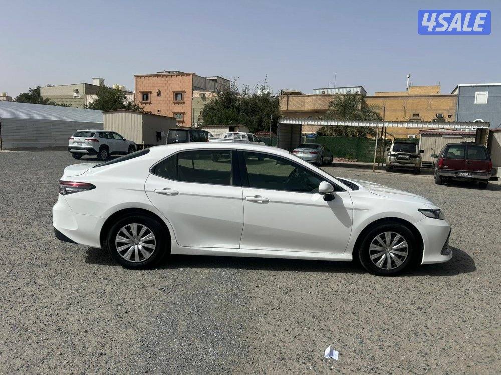 كامري 2021 صبغ الوكاله عدا قطعتين ، شرط الفحص1