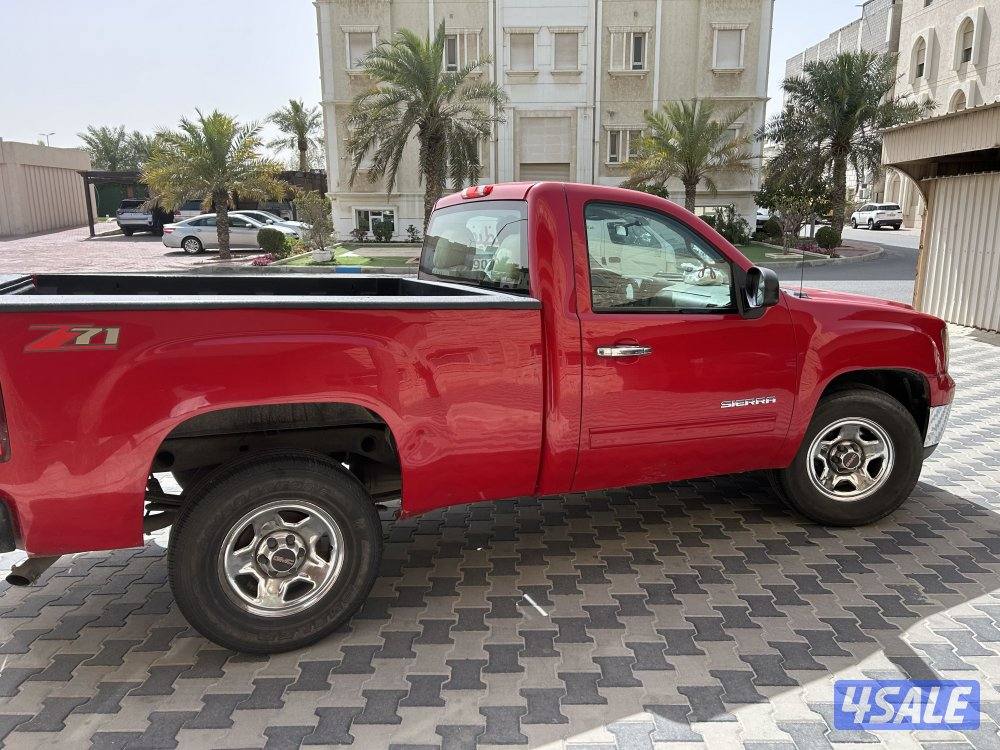 للبيع وانيت جمس موديل ٢٠١٣فحص قير مكينه شاصي  تواصل واتس فقط0