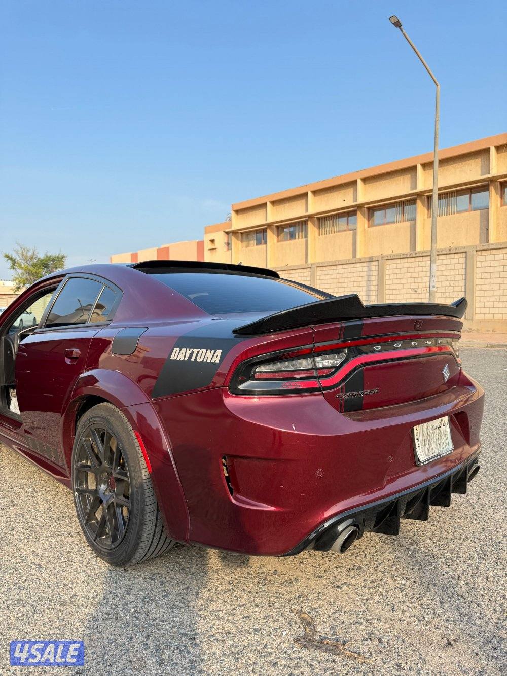 للبيع دوج تشاجر ديتونا فئه خاصه بحاله ممتازه موديل 20171