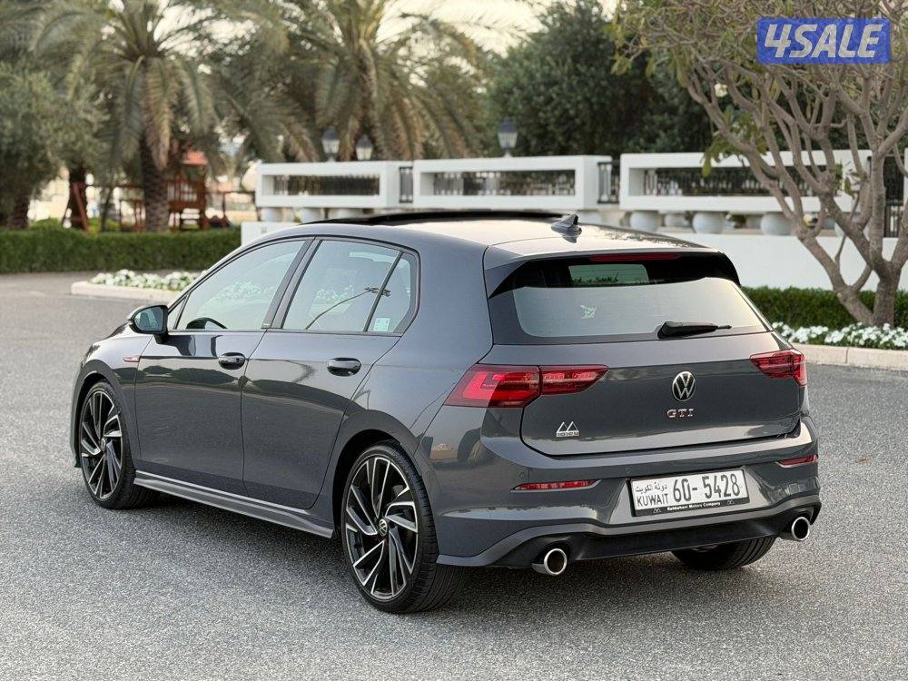 جولف GTI 2021 بحالة الوكالة3