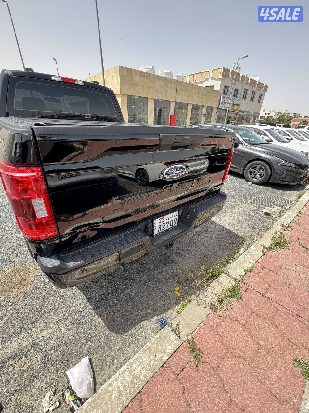 للبيع وانيت F150 فورد سبورت غماره XLT موديل 20233