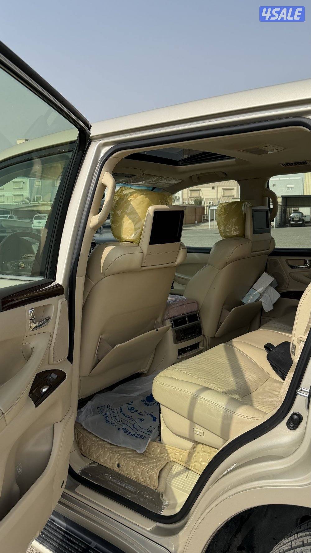 للبيع جيب لكزس1