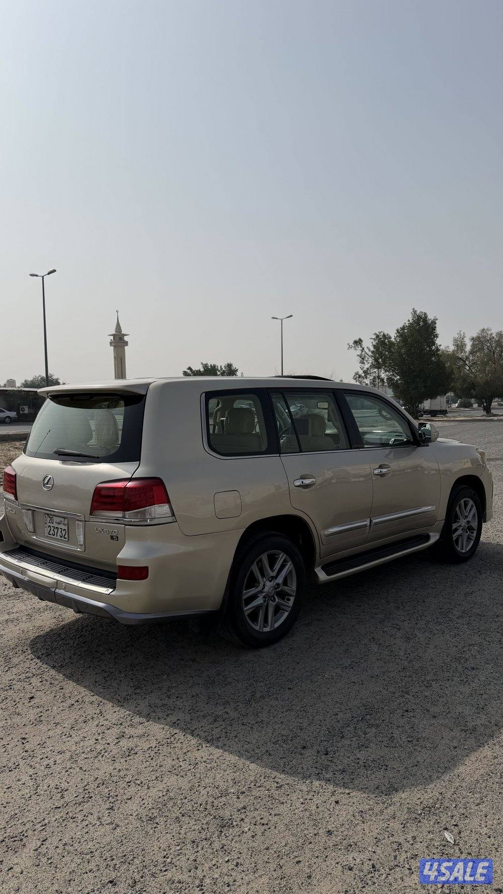 للبيع جيب لكزس4