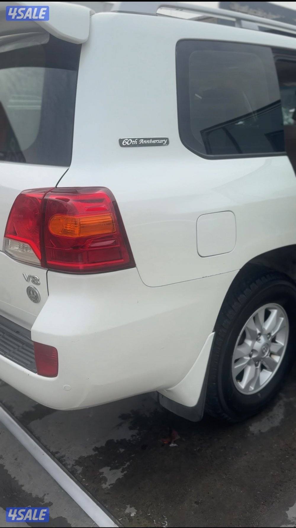 للبيع لاند كروزر GXR 20111