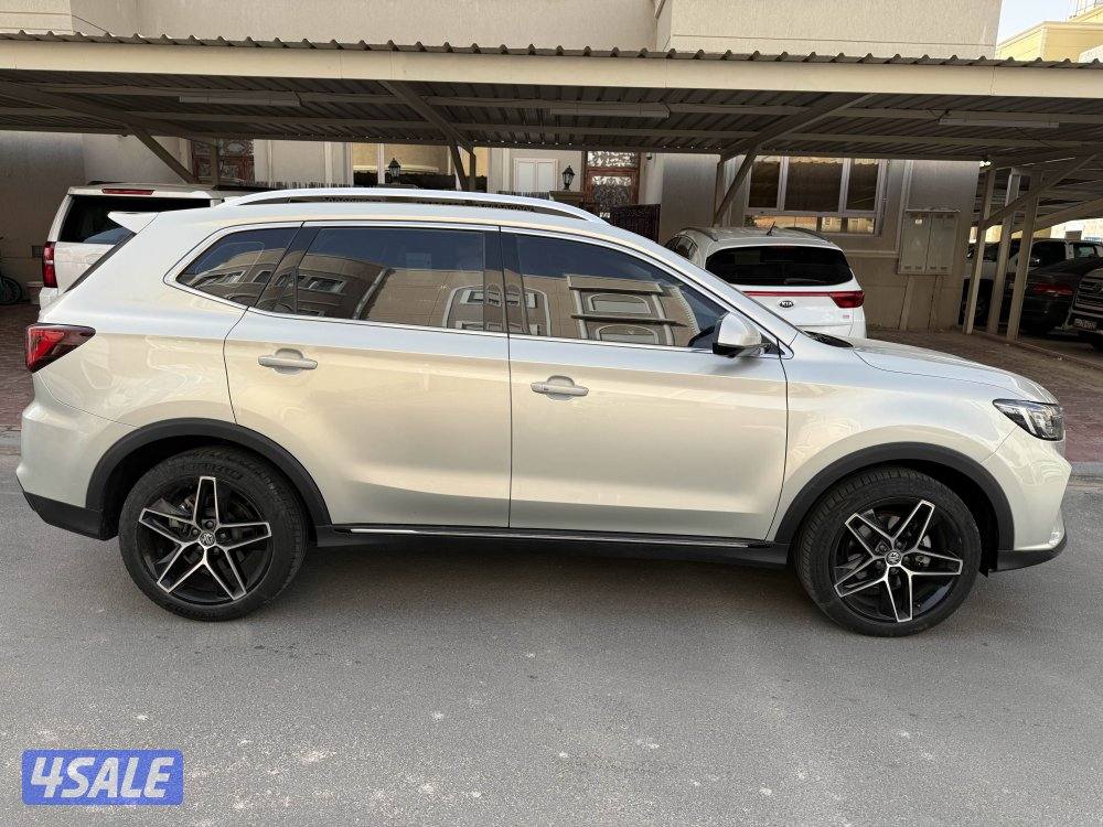 للبيع MG RX5 موديل 20243