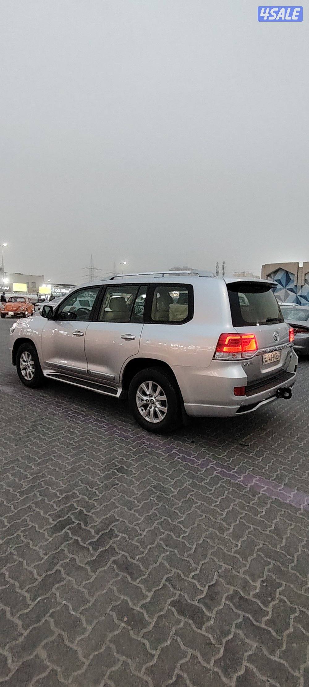 لاندكروز موديل ٢٠١٧ عداد ٧٠ نادددر جدا تبارك الله3