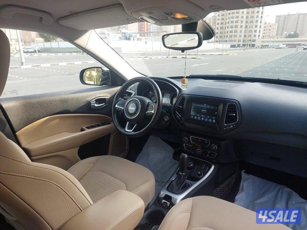 Jeep compass . 20193