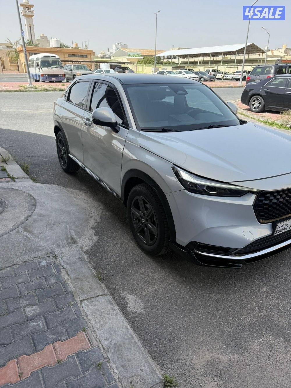 للبيع جيب هوندا HR V  ماشي ٢٩ ألف صبغ الوكاله ٢٠٢٢5