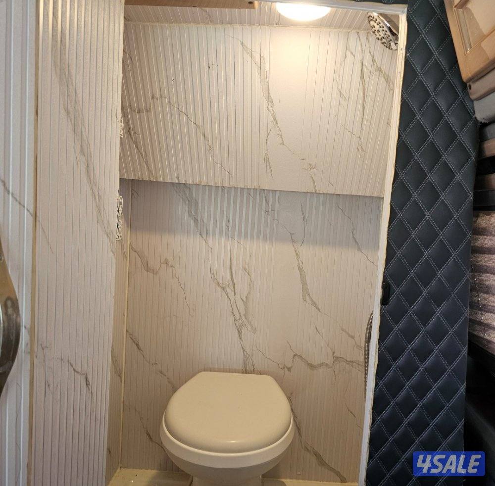 للبيع فان محول رحلات10