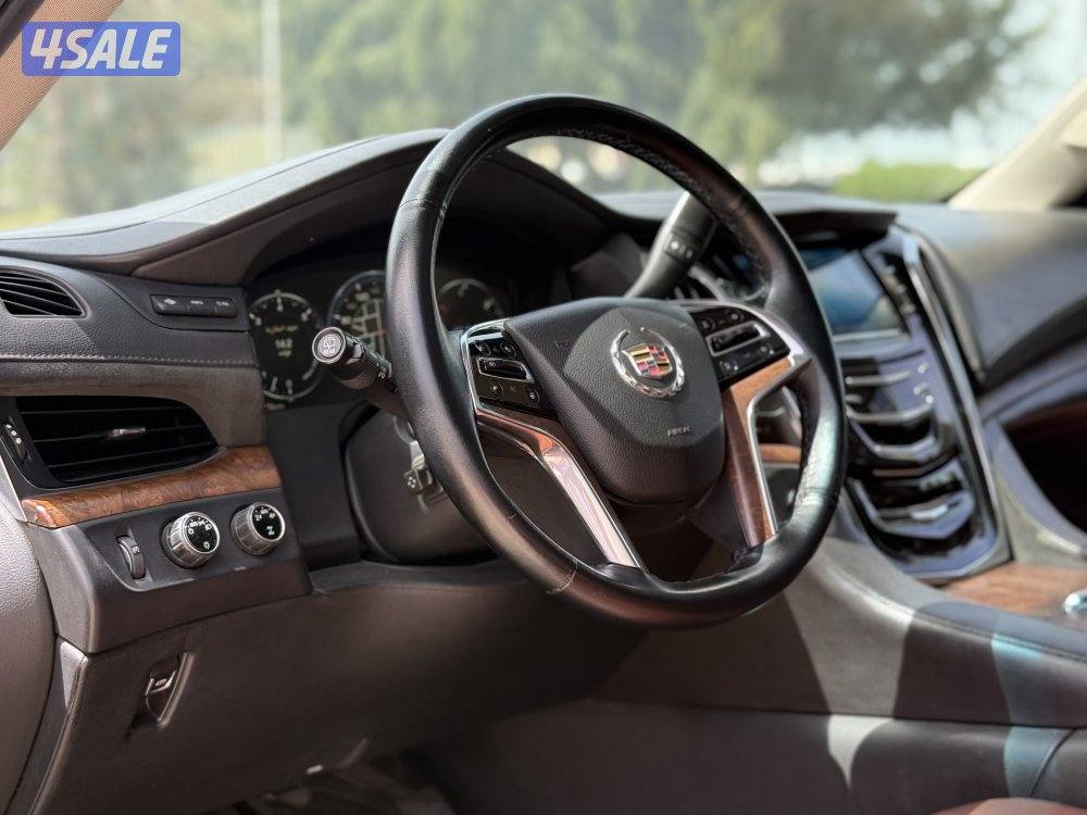 🔺كاديلاك إسكاليد 2015 بريميوم  الغانم 🔺8