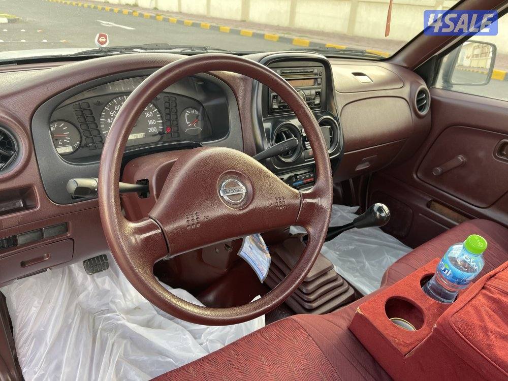 وانيت نيسان شاصي طويل 20148