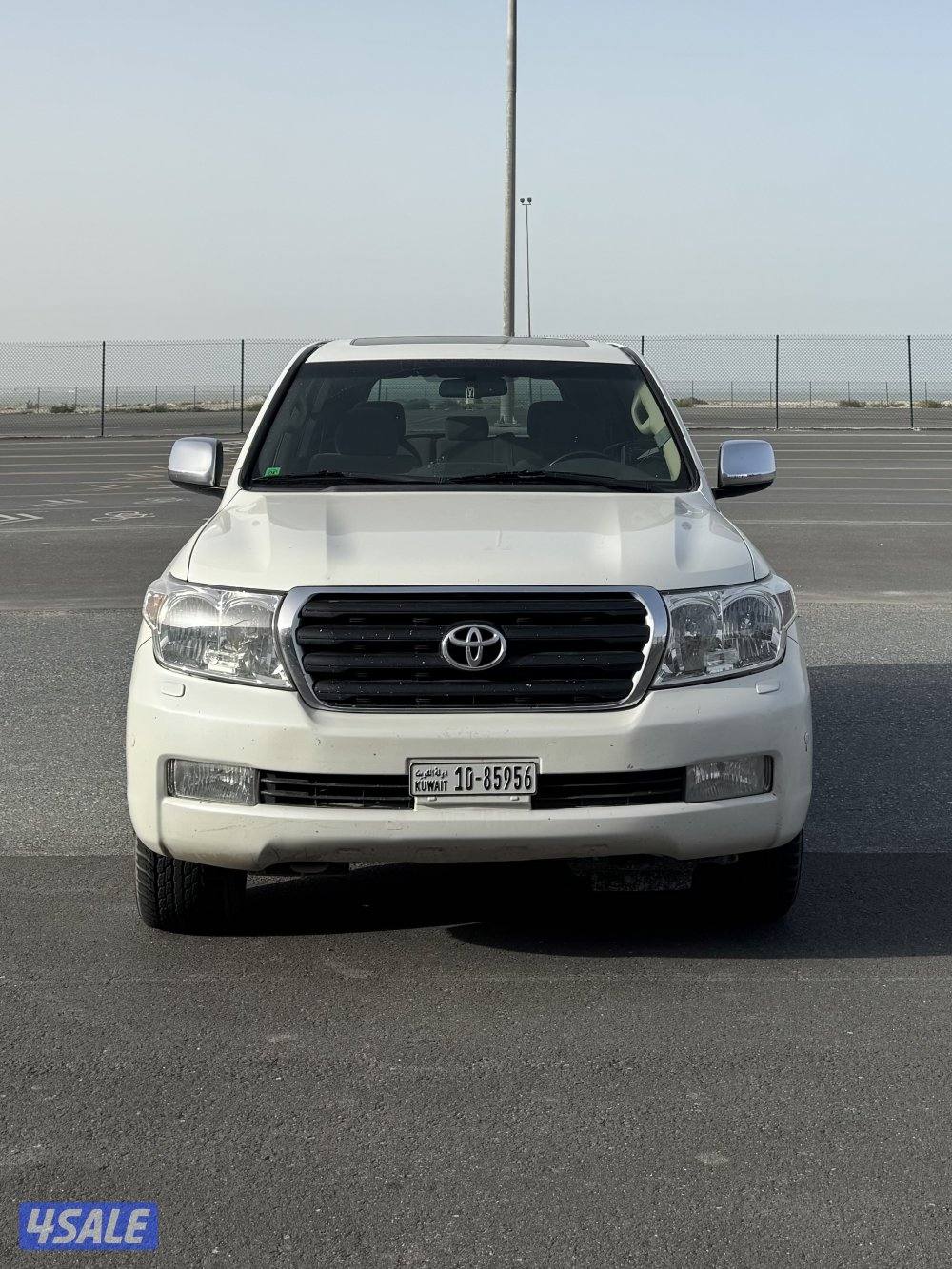 لاند كروزر موديل 2011 GXR1