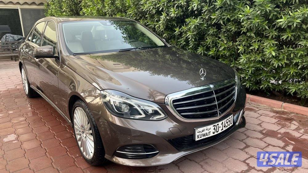 للبيع مرسيدس 2014 مخزن ماشي 49 الف فقط بحالة الوكالة0