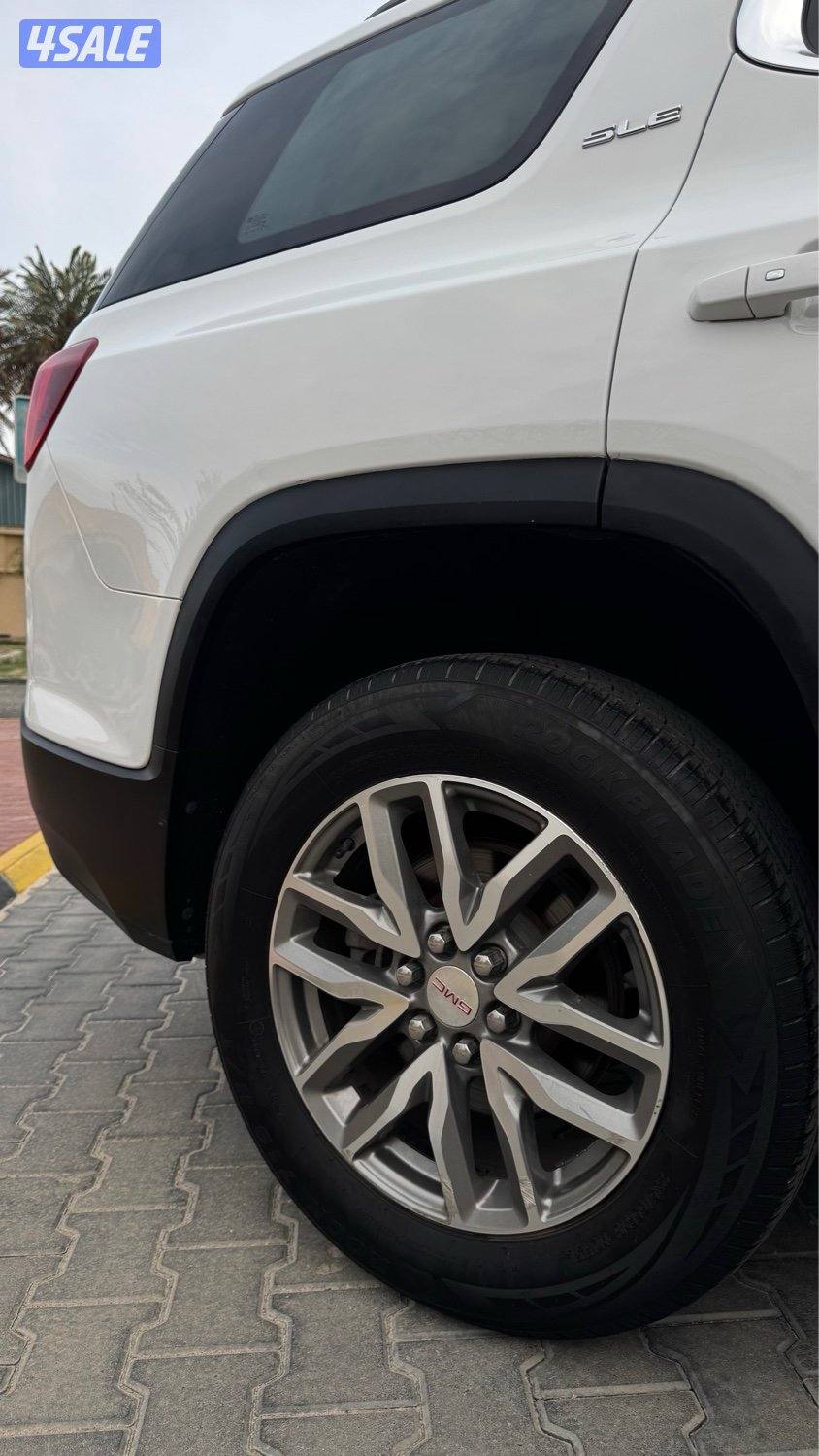 للبيع اكاديا 2017 ماشي 130 الف بحالة الوكالة6