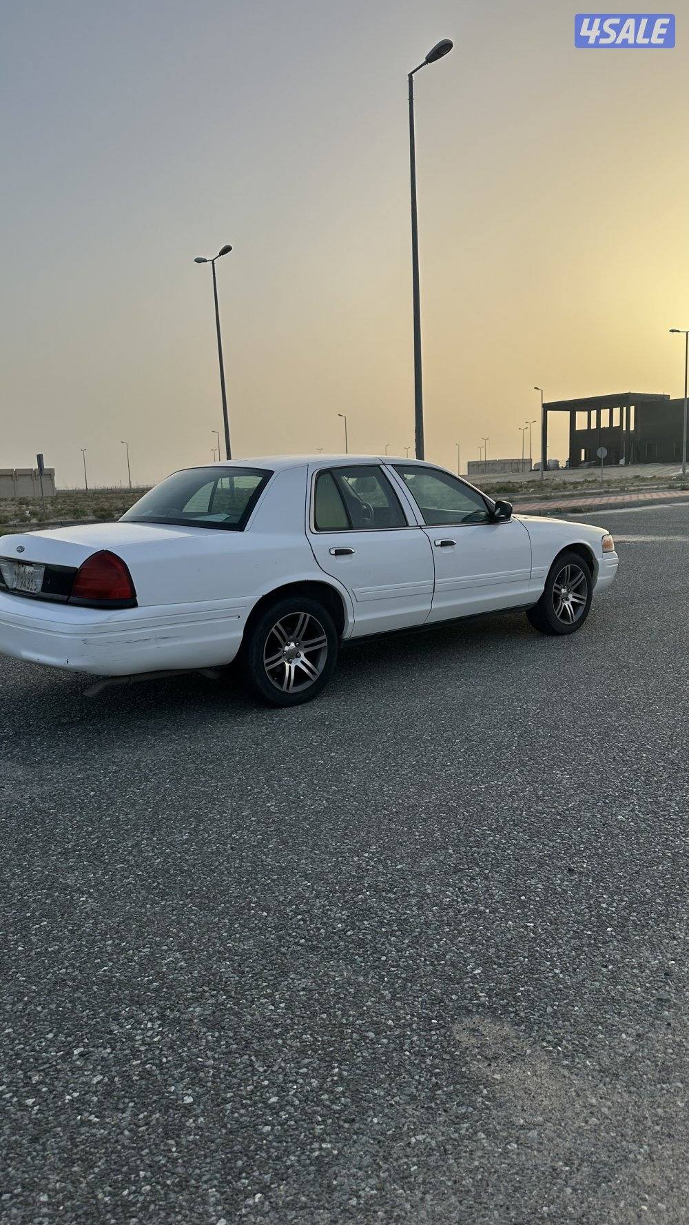 فورد فكتوريا بوليسي20010