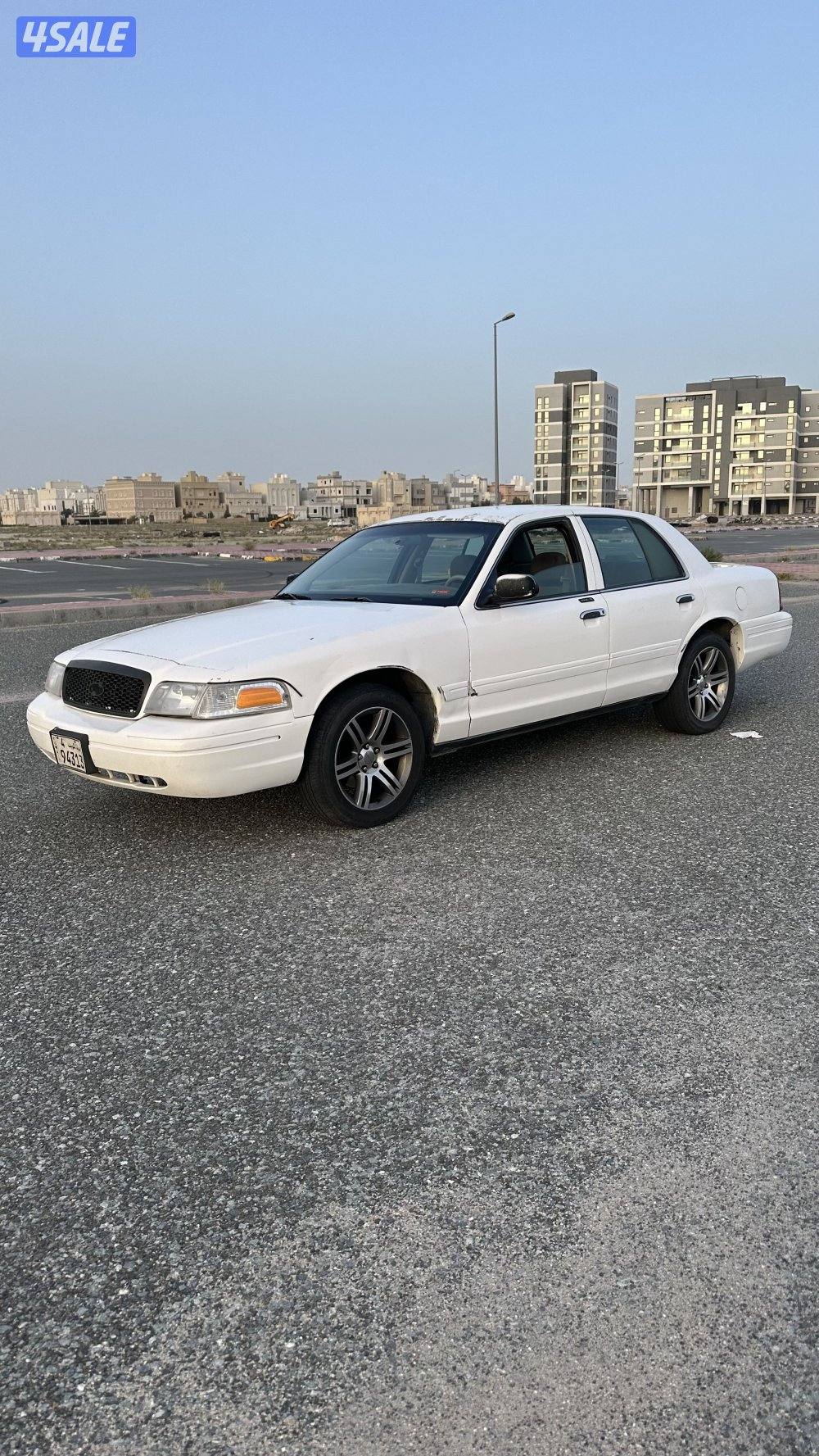 فورد فكتوريا بوليسي20014