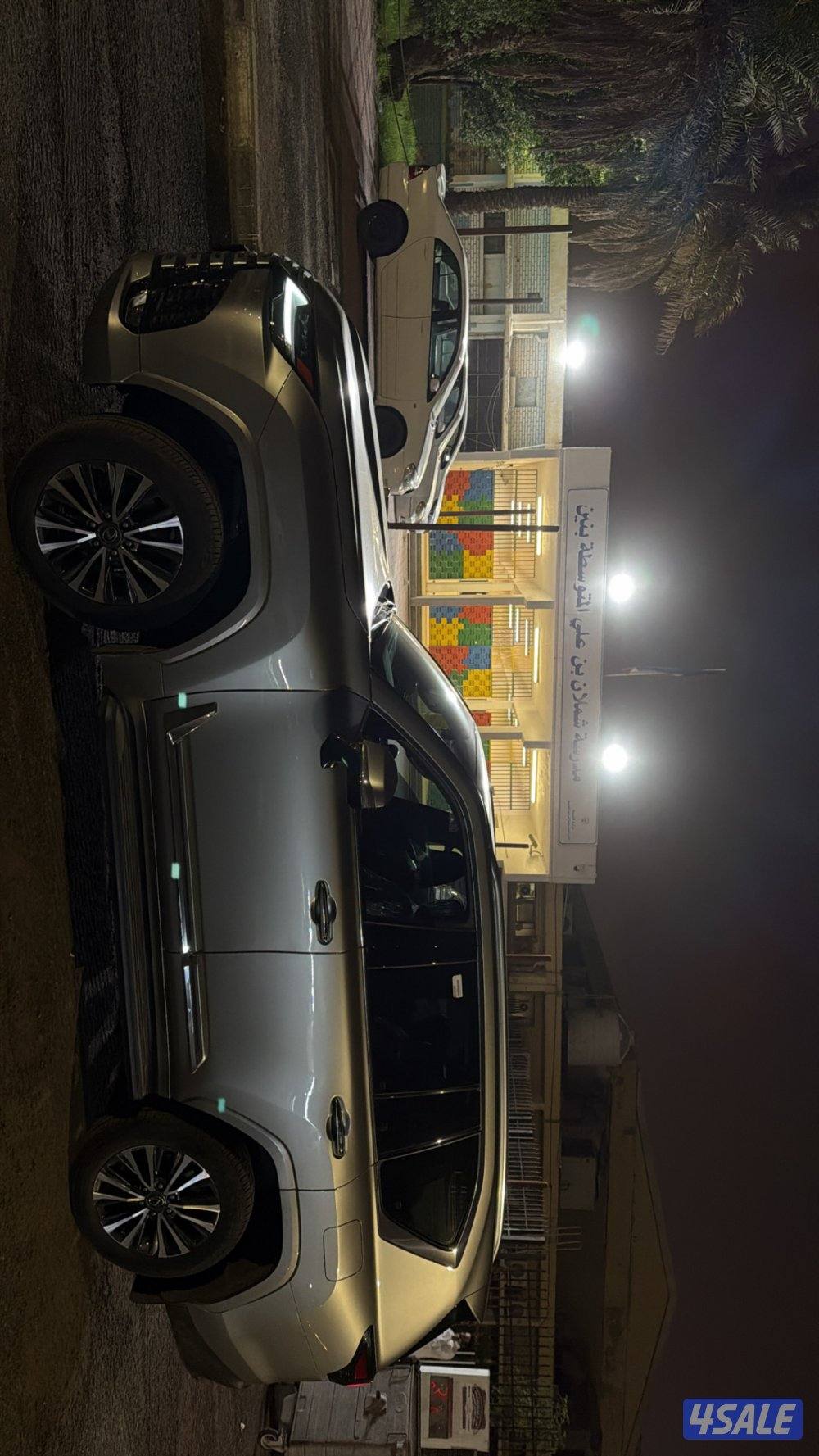 جيب لكزس ٢٠٢٥ الدرجه الثانيه3