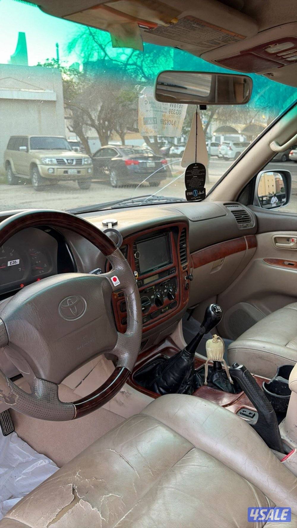 للبيع لاند كروز vxr مديل 19994