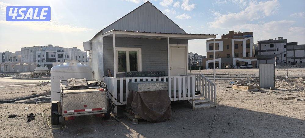 شاليه 7/4 معه البلكونه نظيف جدا للجادين3