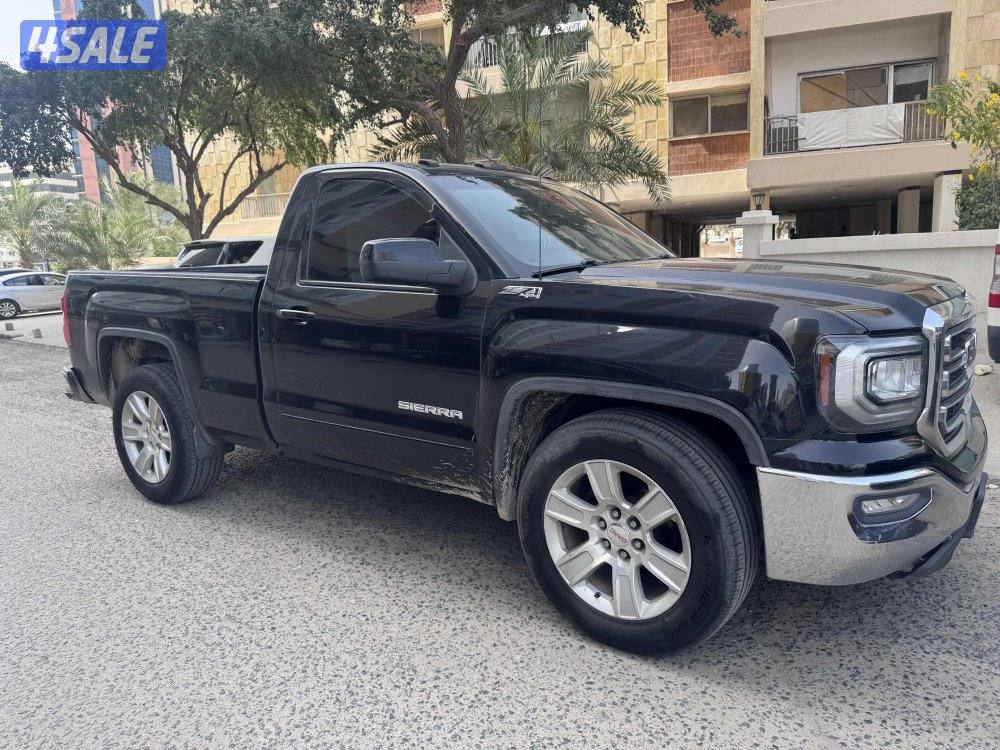 للبيع جي ام سي سييرا دبل قير موديل2017 شرط الفحص2