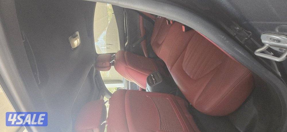 ميزراتي جيبلي اس حالة ممتازه جدا4