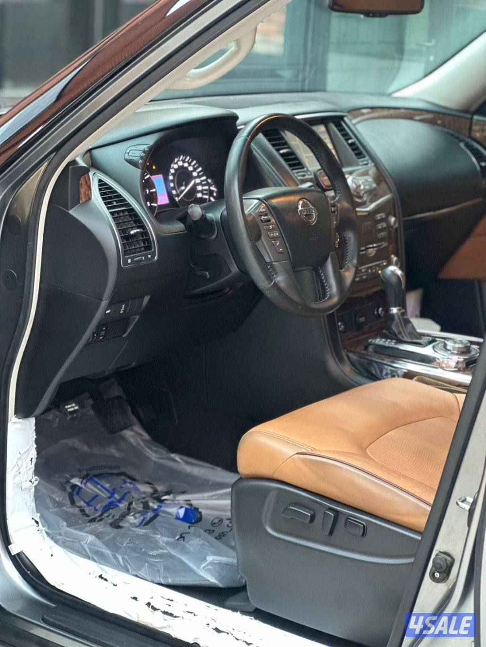 للبيع باترول ٢٠١٧ عداد ٢٥٠ الف سيرفيس وكالة منتظم شرط الفحص6