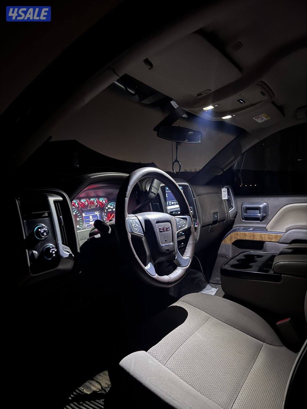 للبيع جي ام سي سييرا دبل قير موديل2017 شرط الفحص5