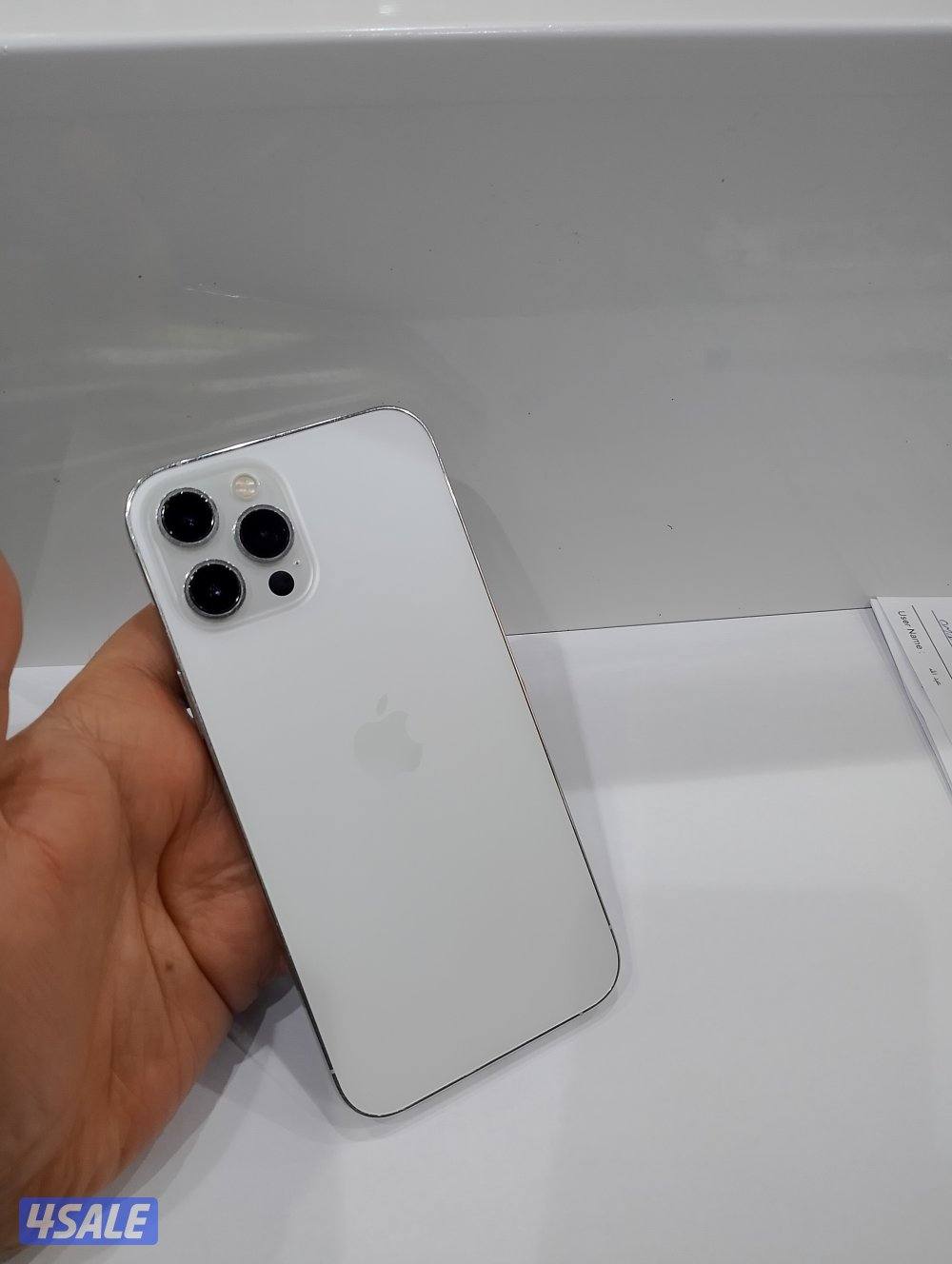 ايفون 12pro maxجيجا 5122