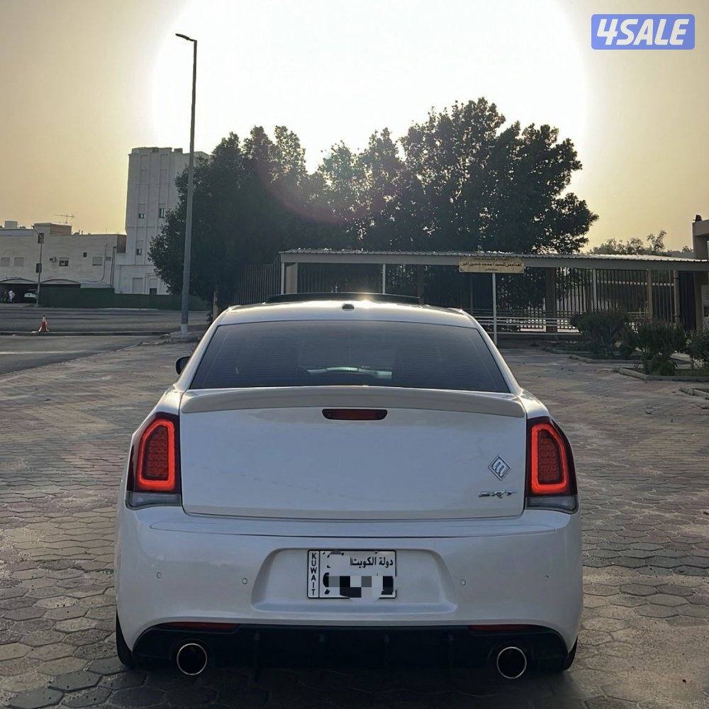 كرايسلر ٢٠١٥ محول srt9