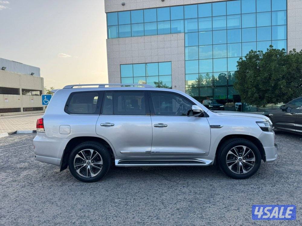 لاندكروزر توريق 20202