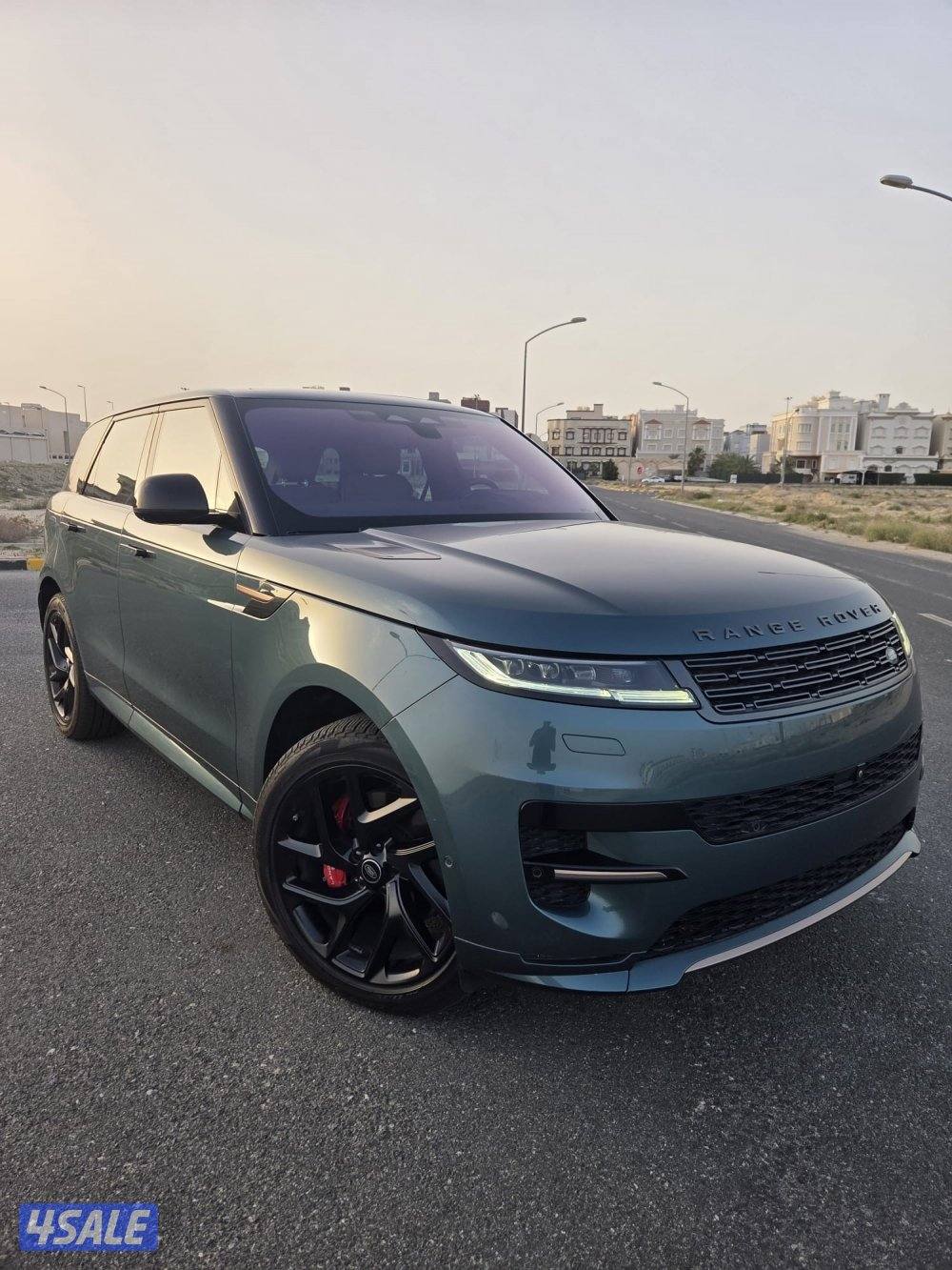 للبيع رنج سبورت 2023  6 سلندر HSE P400 dynamic ماشي 47 صبغ الوكاله0