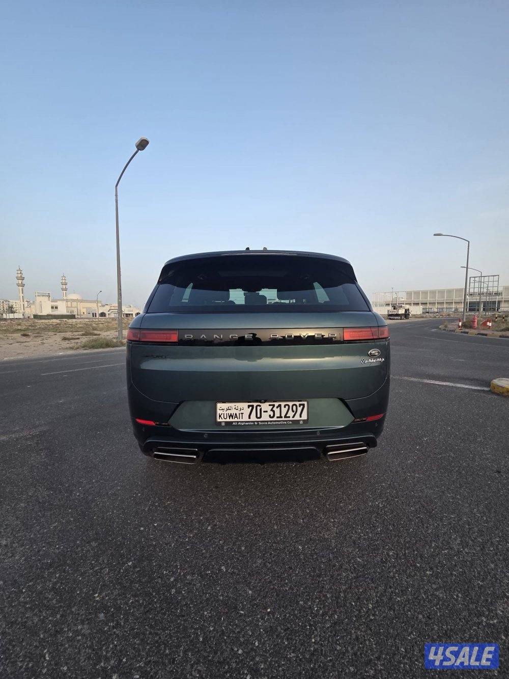 للبيع رنج سبورت 2023  6 سلندر HSE P400 dynamic ماشي 47 صبغ الوكاله2