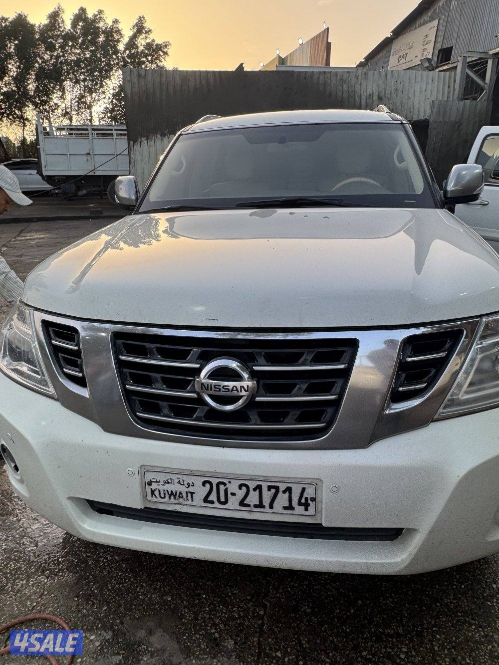 للبيع باترول كامل المواصفات مكينه الصغيره ٢٠١٢ ممشاه ٥٤١الف بيعه سريعه5