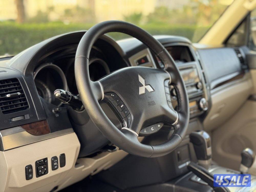 ميتسوبيشي باجيرو موديل 2020 صبغ الوكاله شرط الفحص13