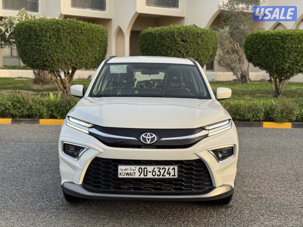تويوتا اوربان كروز موديل 2025 بحاله الوكاله صبغ الوكاله2