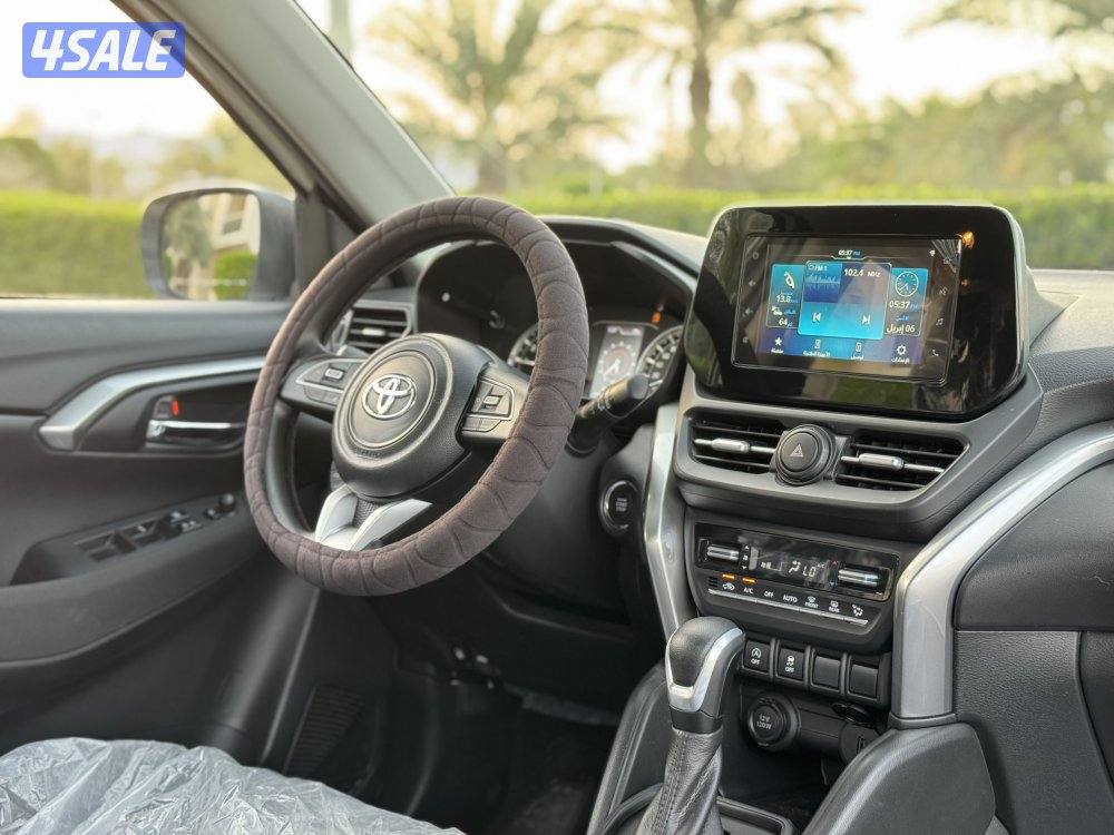 تويوتا اوربان كروز موديل 2025 بحاله الوكاله صبغ الوكاله12