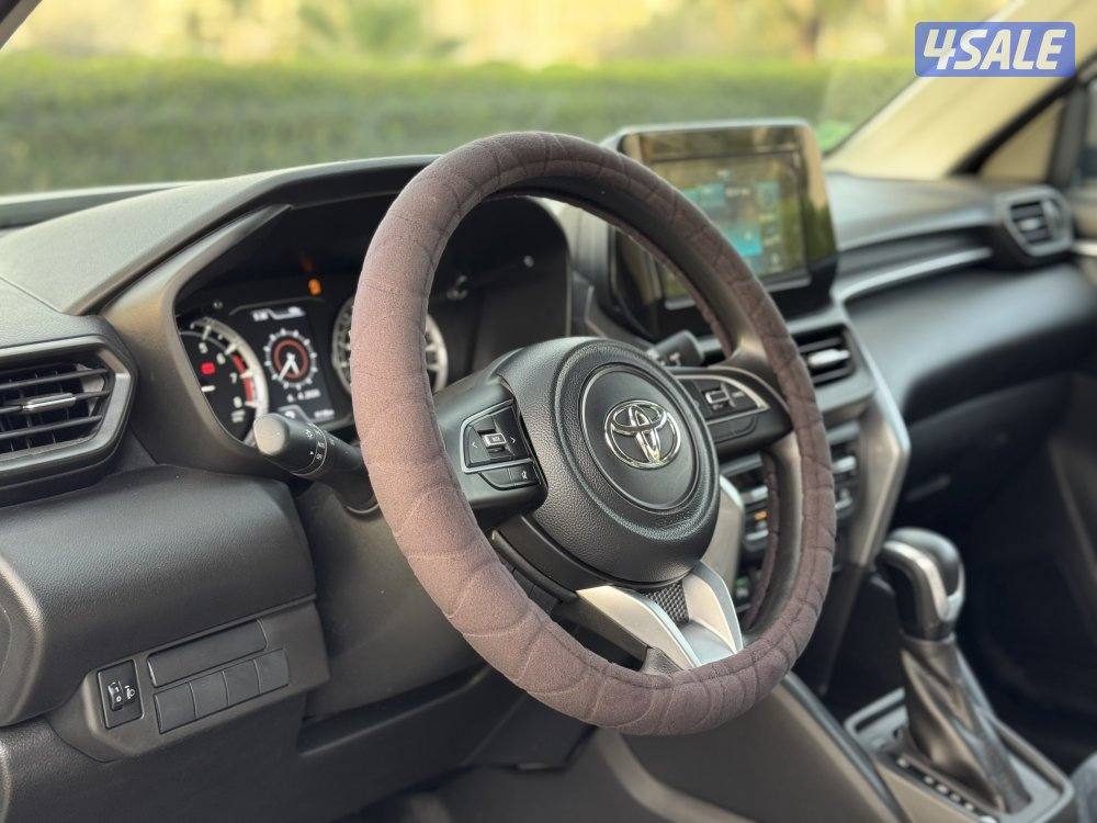 تويوتا اوربان كروز موديل 2025 بحاله الوكاله صبغ الوكاله13