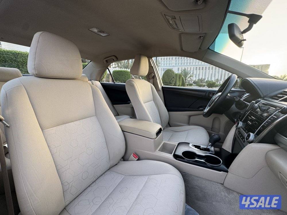 تويوتا كامري GL موديل 2013 بحاله ممتازه8