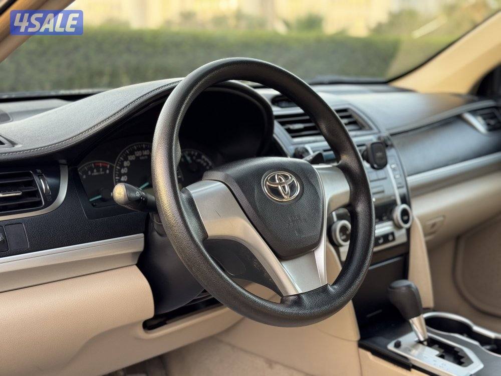 تويوتا كامري GL موديل 2013 بحاله ممتازه12