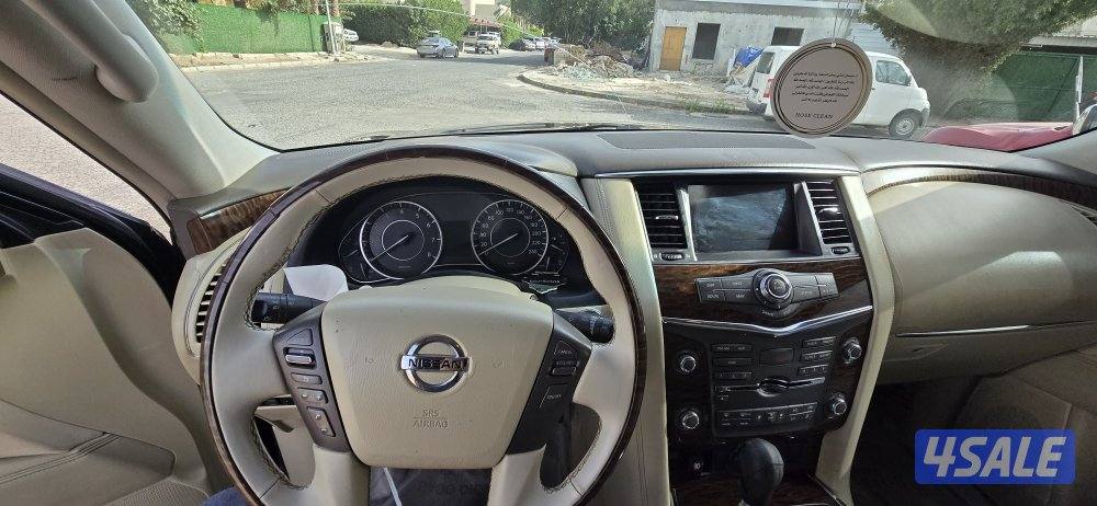 للبيع نيسان باترول كامل موصفات موديل 201115