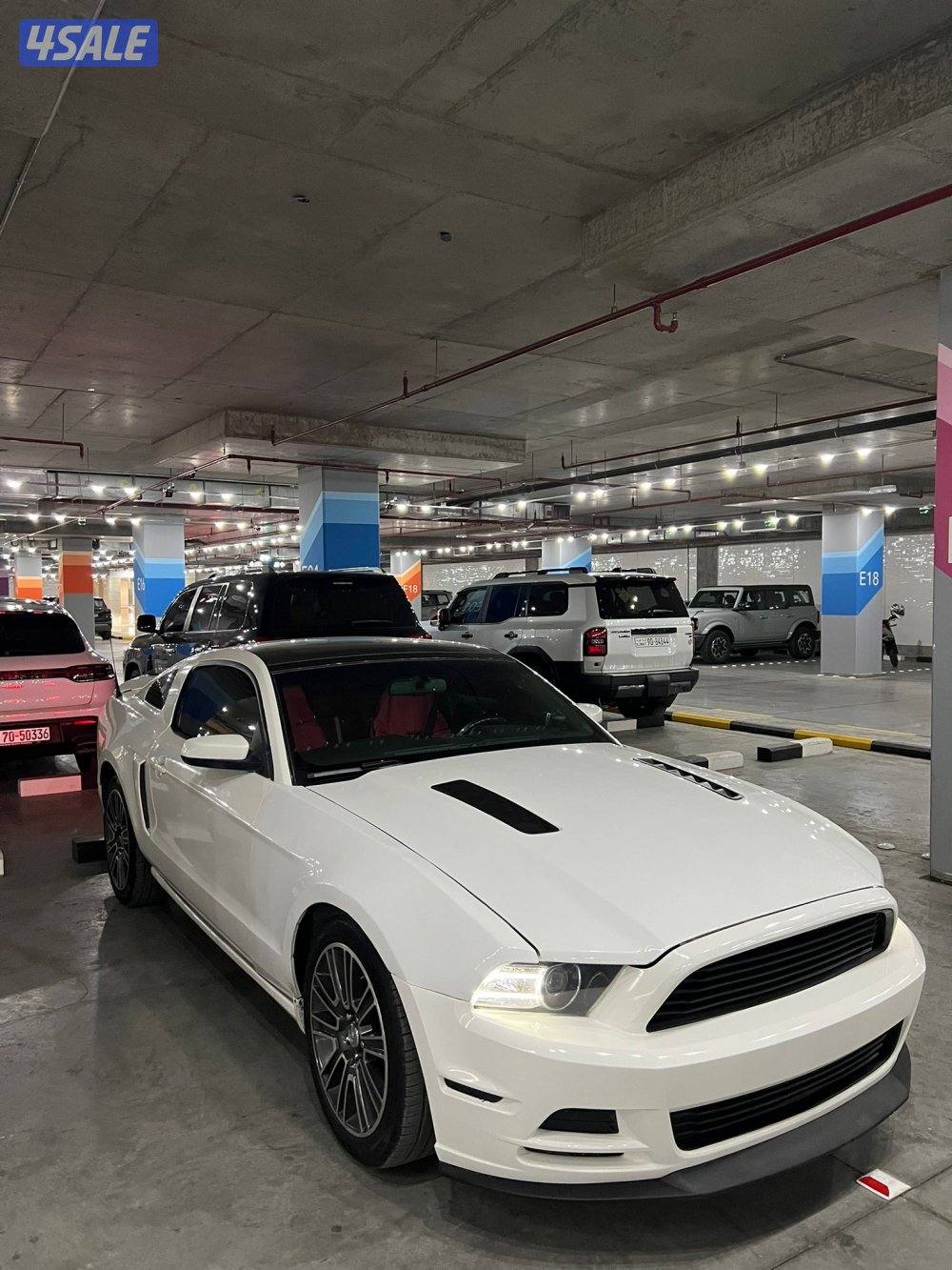 للبيع موستنق 8سلندر قير عادي2