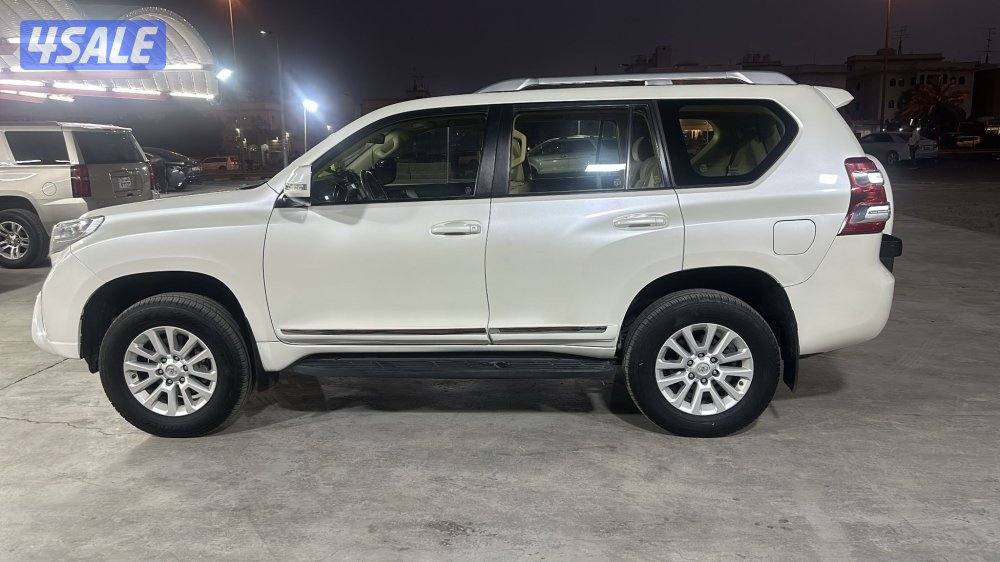 برادو 2017 (صبغ الوكاله) ماشي ٢٠٠شرط الفحص بحاله الوكاله0