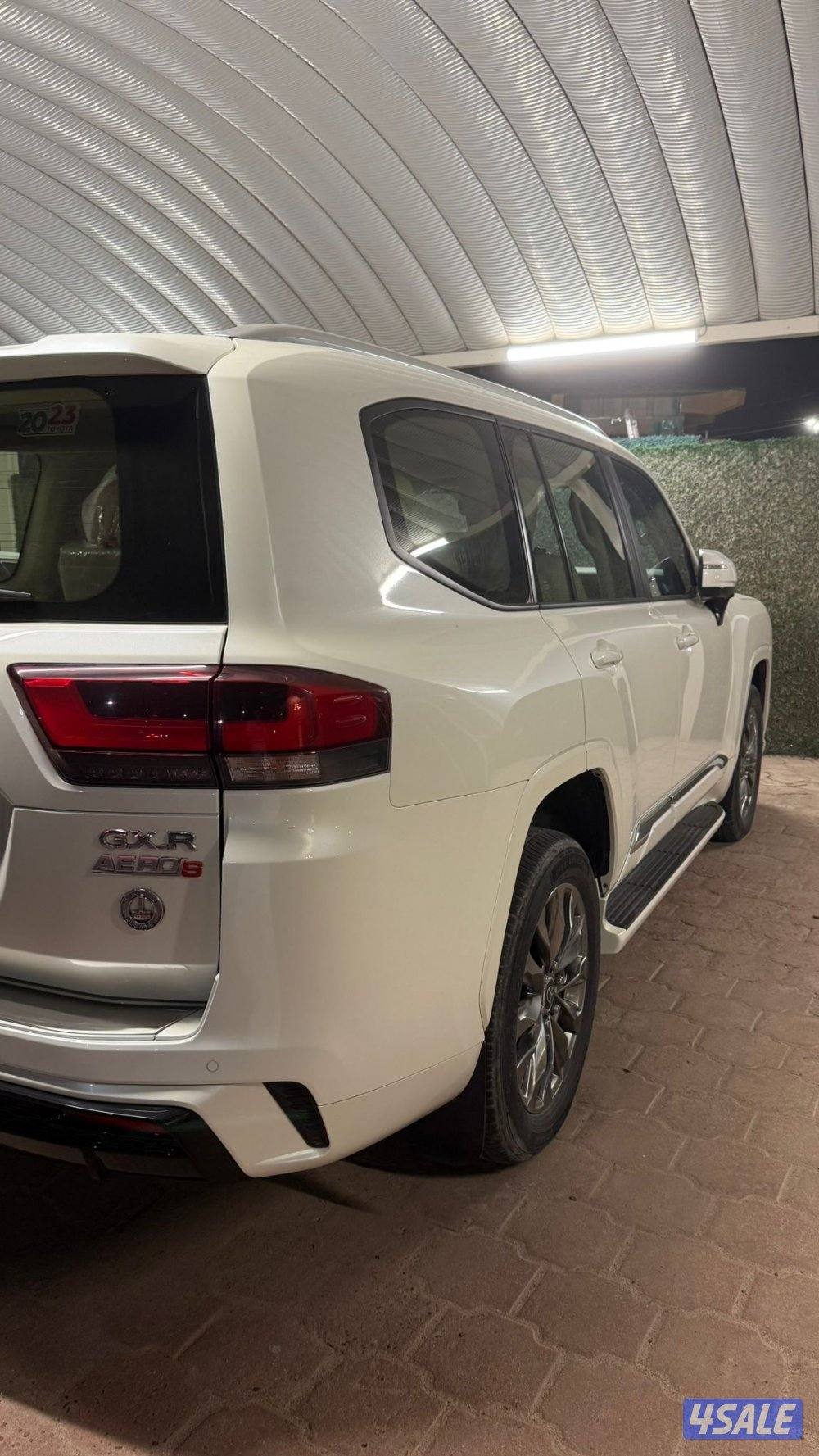 للبيع: تويوتا لاندكروزر AERO S توين تيربو0