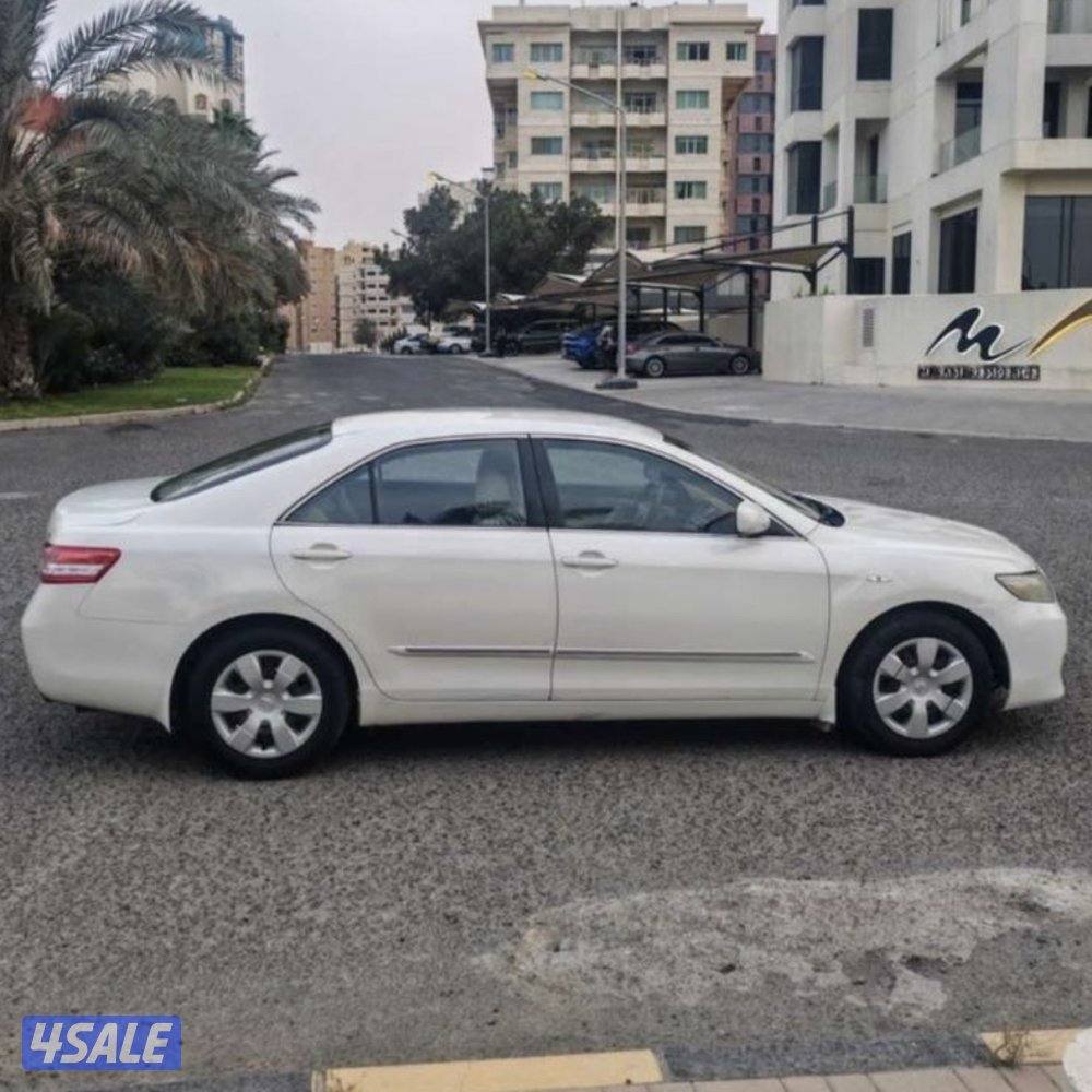 للبيع كامري ٢٠١١3