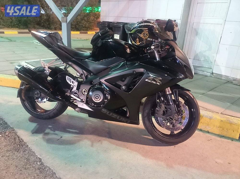 GXR (1000) سوزوكي0