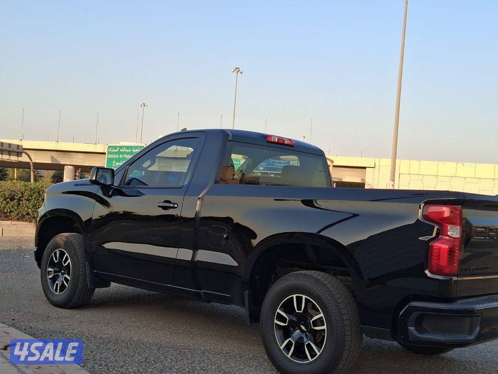 للبيع وانيت سلفرادو موديل 2021 اللون اسود شرط الفحص السعر51003