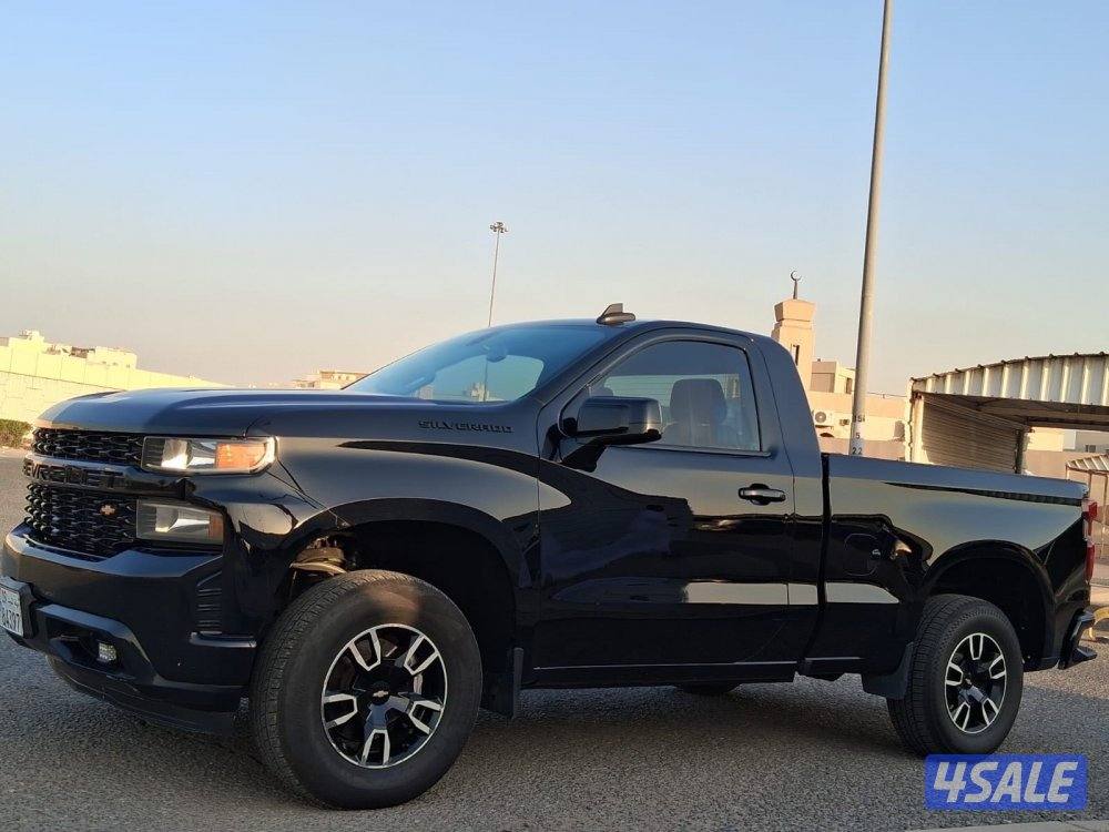 للبيع وانيت سلفرادو موديل 2021 اللون اسود شرط الفحص السعر51005