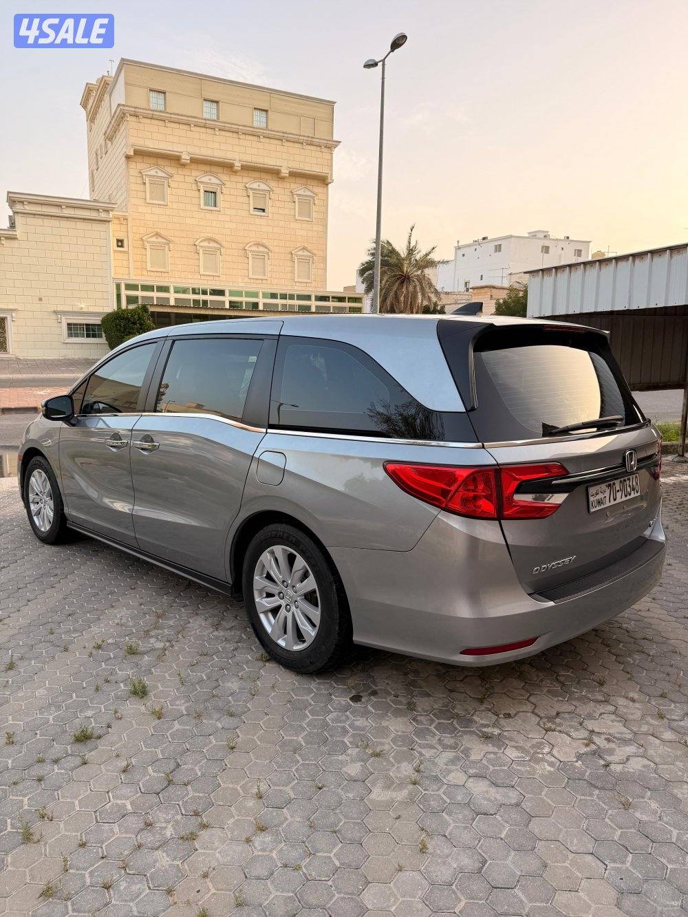سيارة اوديسي للبيع6