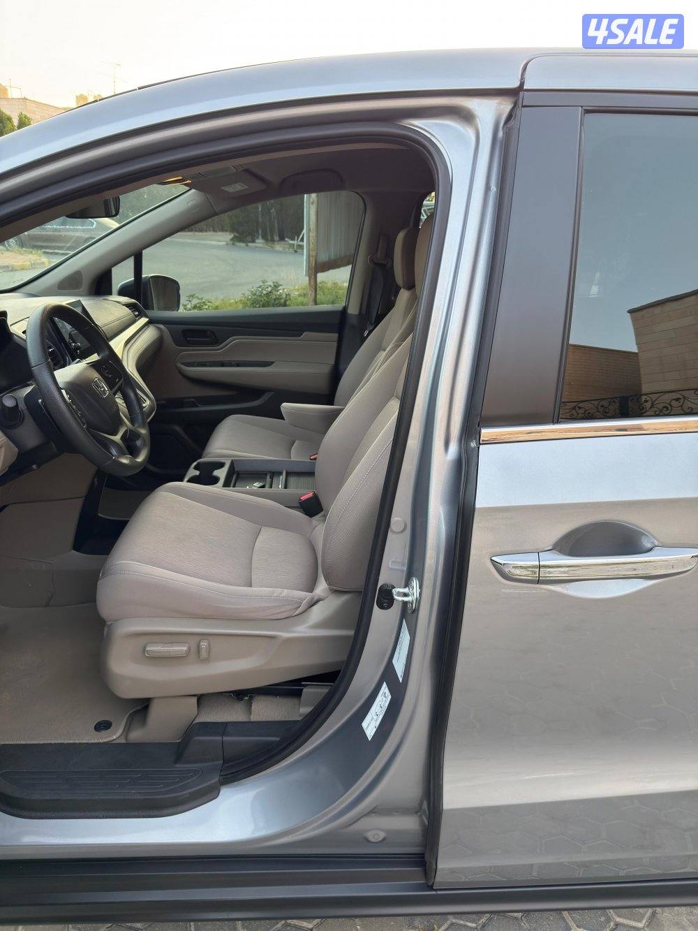 سيارة اوديسي للبيع7