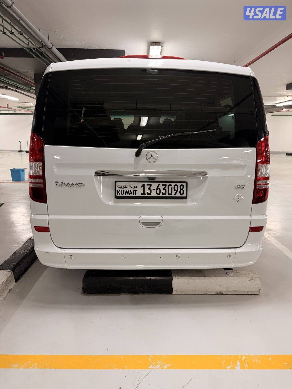 للبيع مرسيدس فيانو3